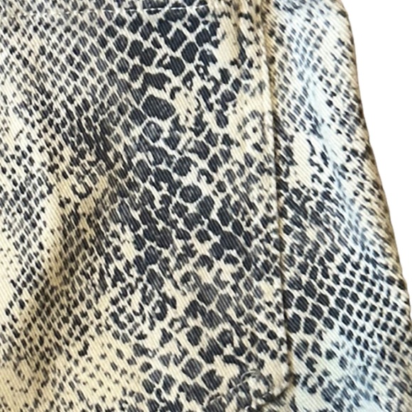 Altar’d State Flared Wide Leg Jeans - Picture 3 of 3